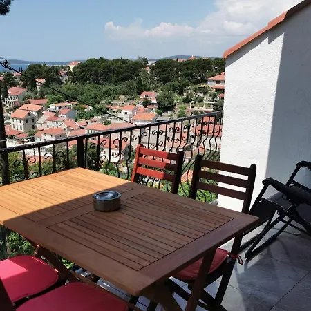 Apartmani Nata Maslinica Exterior photo