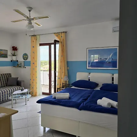 Apartmani Nata Maslinica Exterior photo