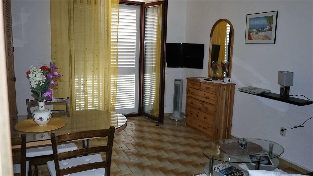 Apartmani Nata *